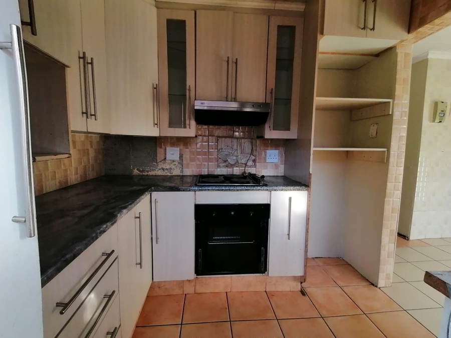 3 Bedroom Property for Sale in Tlhabane West North West